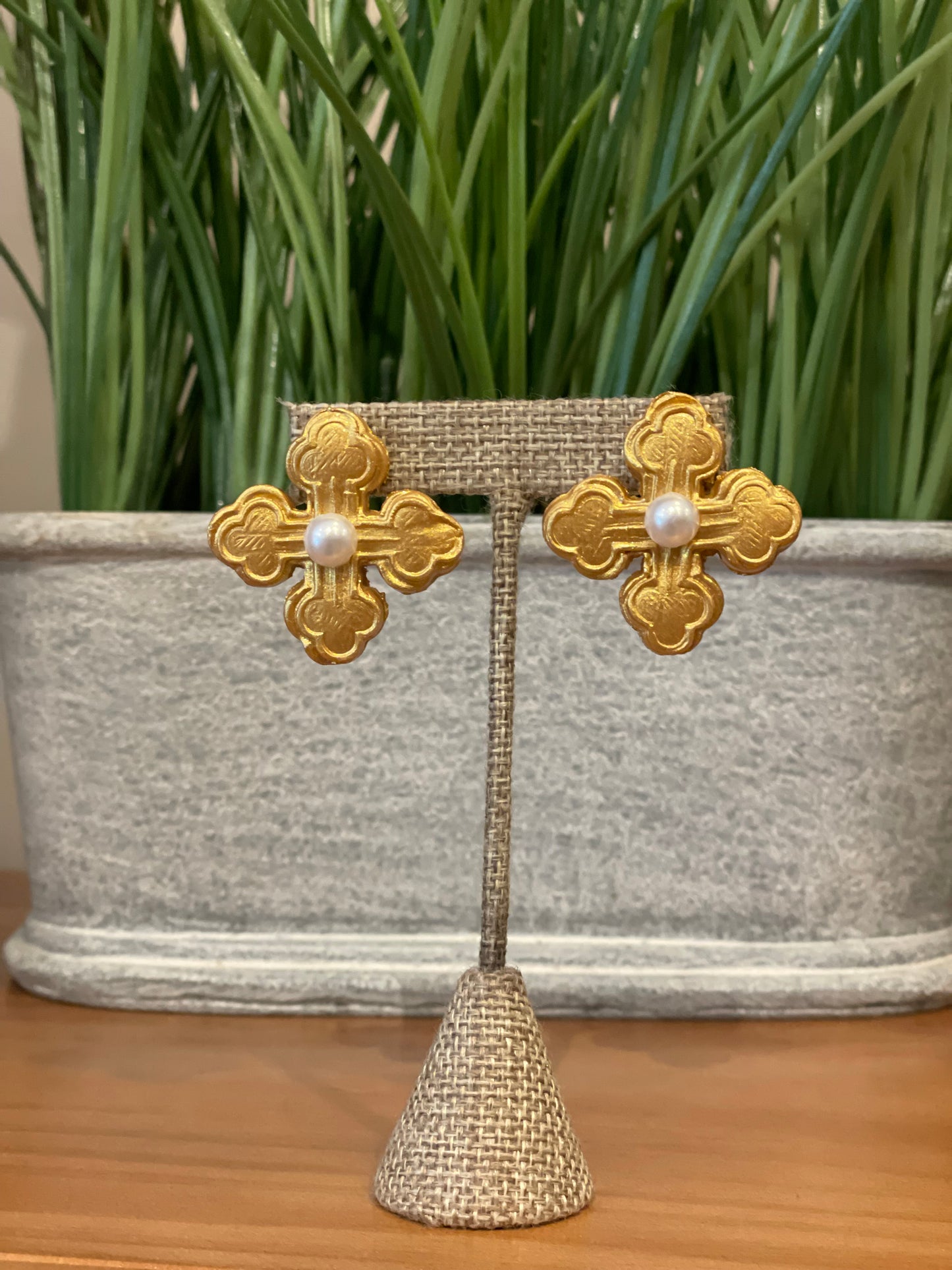 Megan Pearl Studs